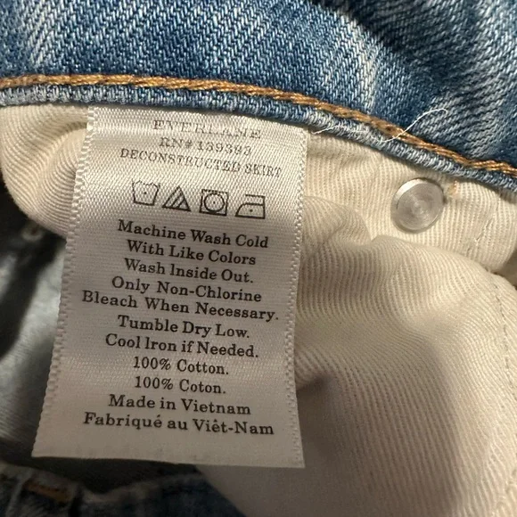 Everlane Denim Mini Skirt Distressed Light wash women’s size 29. EUC - Picture 8 of 10